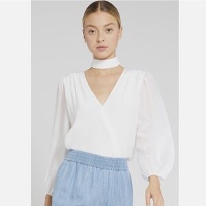 ★NWT Alice+Olivia Silk Blouse with detachable Choker White S★